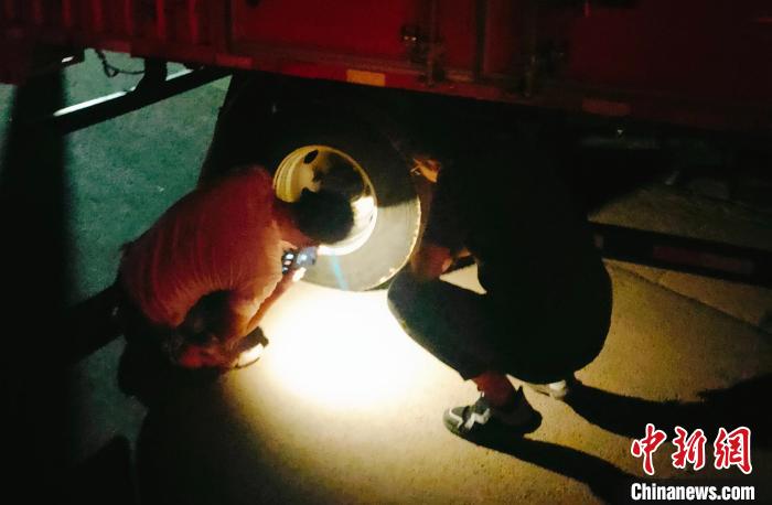 西藏一名基層干部返崗抗疫路：3600公里、歷時100小時